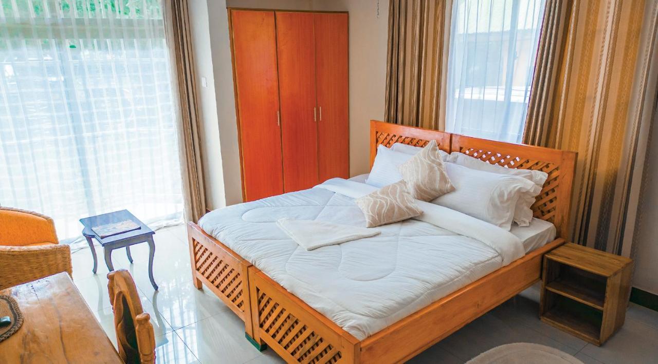 Runako Lodge Arusha Værelse billede